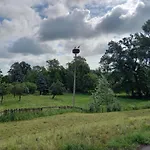 Haus Elbrose Inmitten Von Rosen Mit Elbdeichzugang By Interhome * Lenzerwische