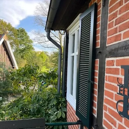 Сasa de vacaciones Haus Elbrose Inmitten Von Rosen Mit Elbdeichzugang By Interhome Lenzerwische