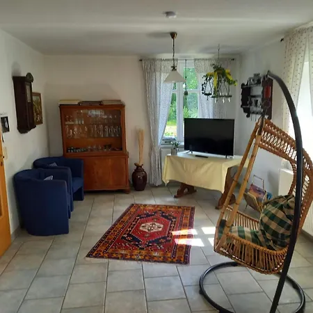 Haus Elbrose Inmitten Von Rosen Mit Elbdeichzugang By Interhome Feriehus *