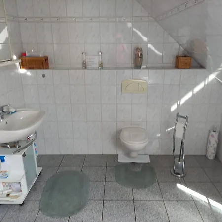 Haus Elbrose Inmitten Von Rosen Mit Elbdeichzugang By Interhome *