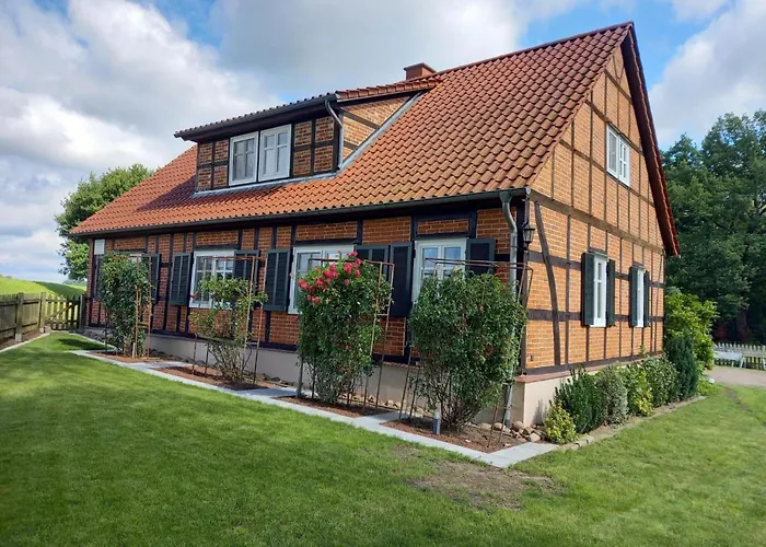 Haus Elbrose Inmitten Von Rosen Mit Elbdeichzugang By Interhome Сasa de vacaciones