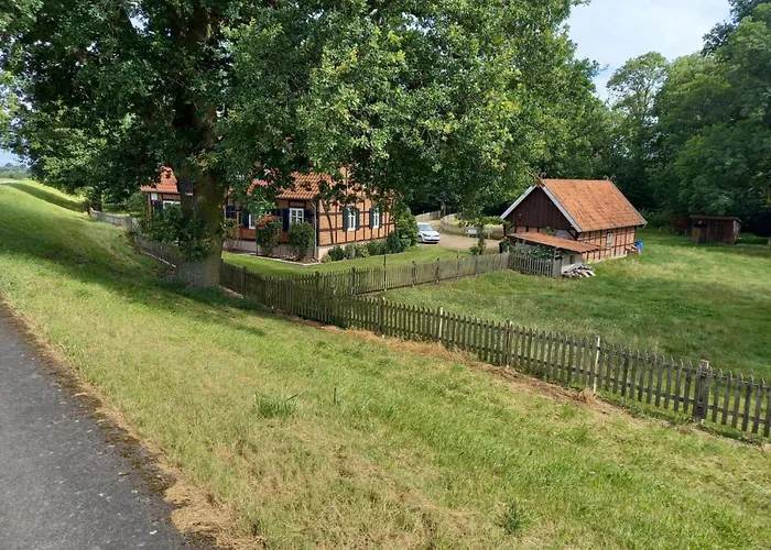 Сasa de vacaciones Haus Elbrose Inmitten Von Rosen Mit Elbdeichzugang By Interhome *